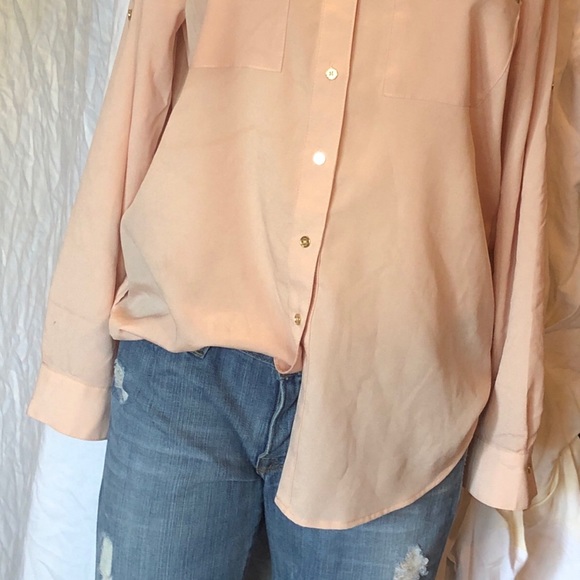 Calvin Klein Med peach button zip pocket - Picture 5 of 9